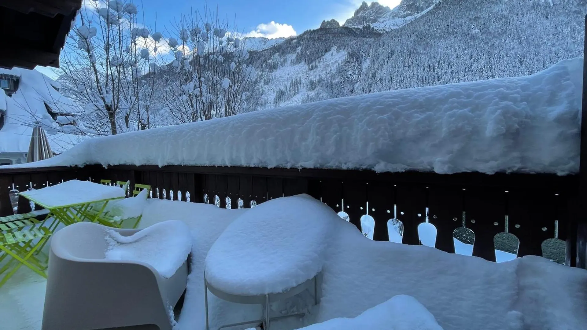Mont Blanc View Apt In The Heart Of Σαμονί 0*,  Γαλλία