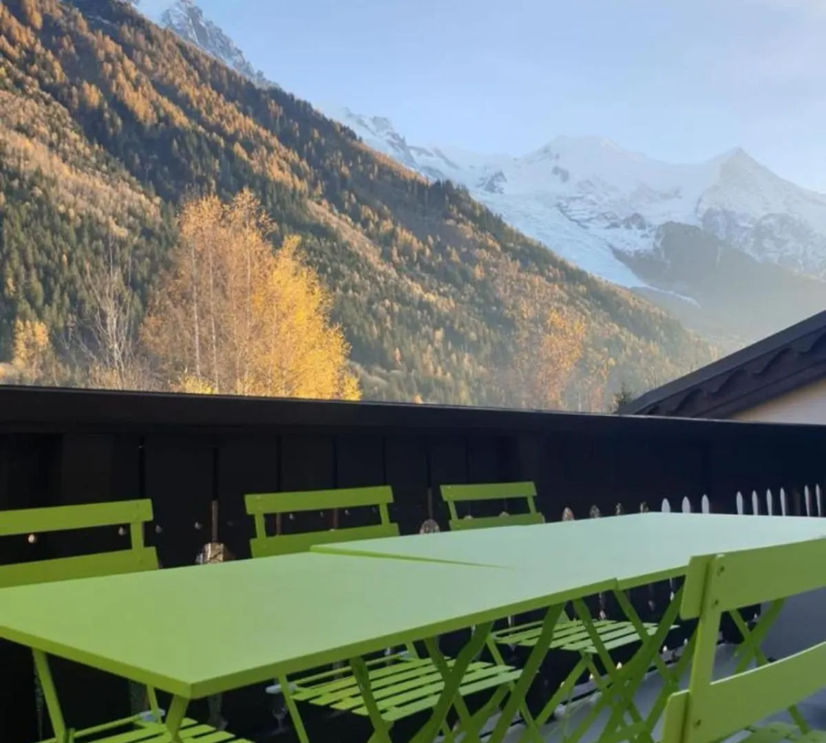 Apartment Mont Blanc View Apt In The Heart Of Chamonix